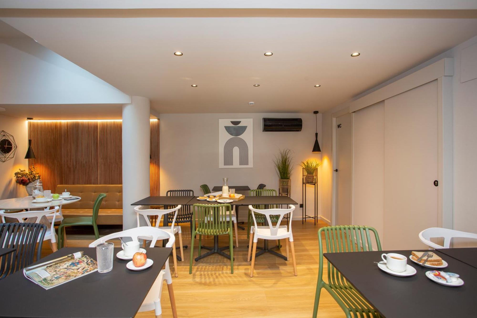 Aila II Hotel Boutique By Singularstays - Digital Access Burjassot Kültér fotó