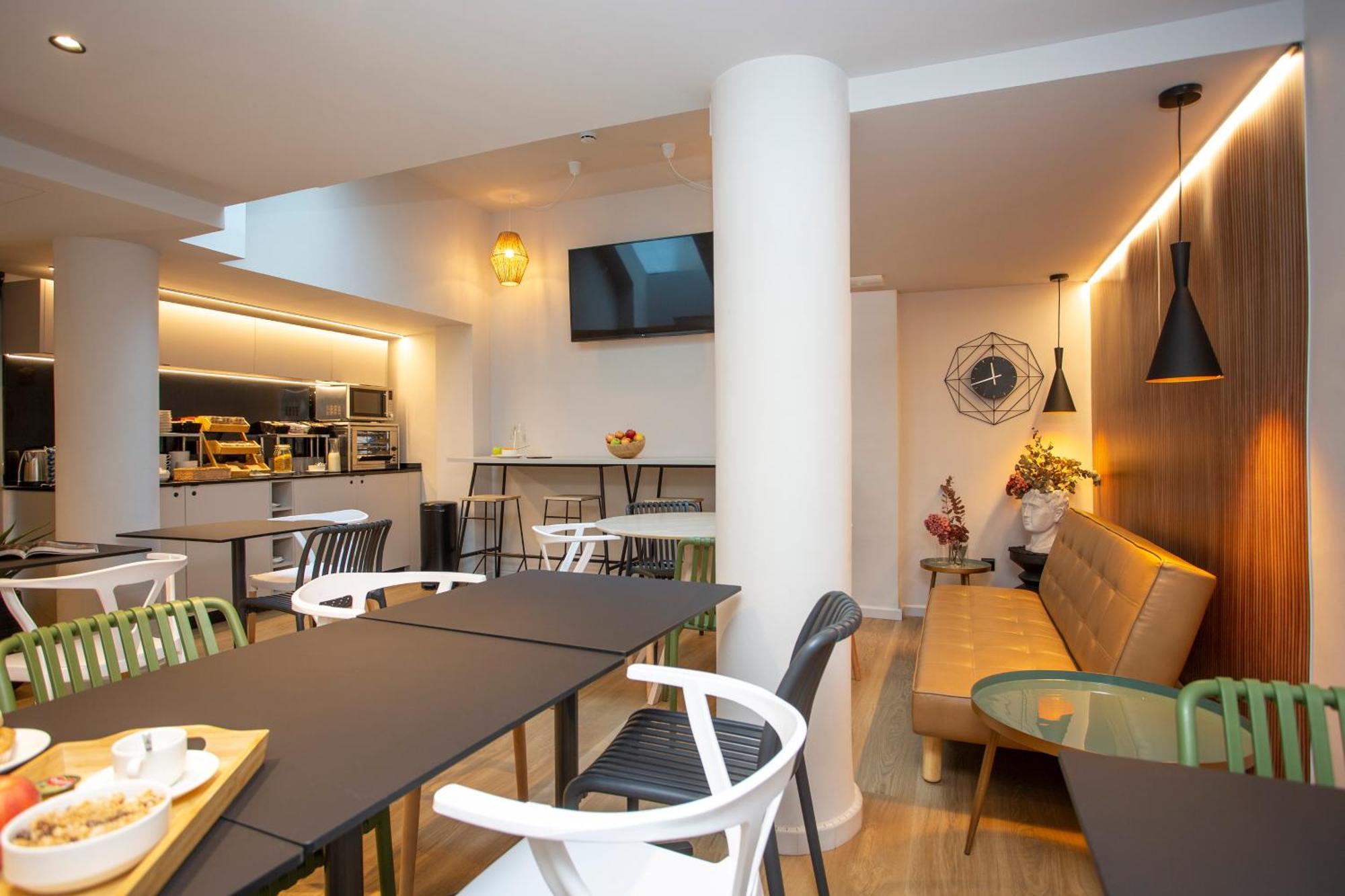 Aila II Hotel Boutique By Singularstays - Digital Access Burjassot Kültér fotó