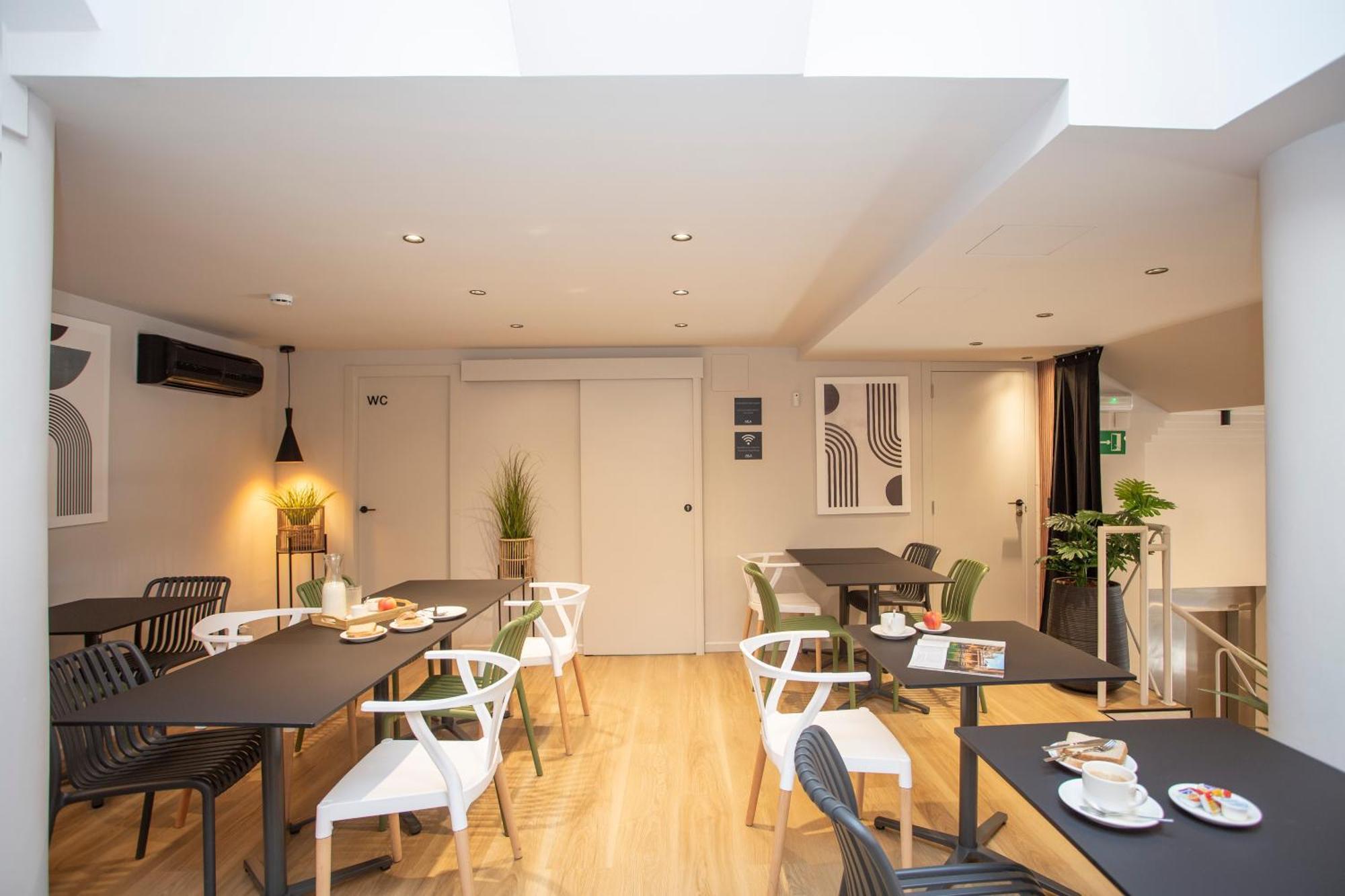 Aila II Hotel Boutique By Singularstays - Digital Access Burjassot Kültér fotó