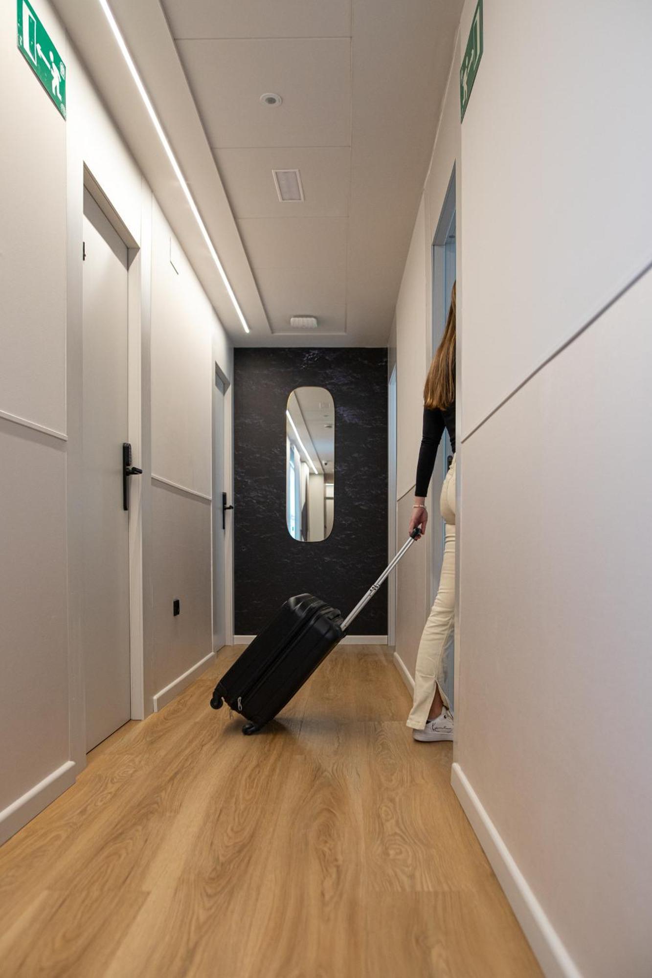 Aila II Hotel Boutique By Singularstays - Digital Access Burjassot Kültér fotó